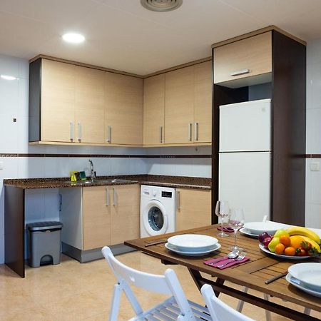 Lovely 2 Bedroom Terrace Wifi Parking Ac Heating Attic Valenza Esterno foto