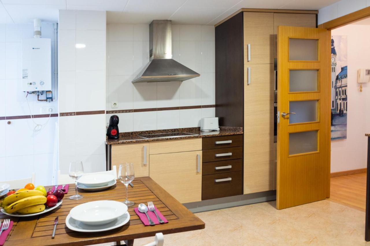 Lovely 2 Bedroom Terrace Wifi Parking Ac Heating Attic Valenza Esterno foto